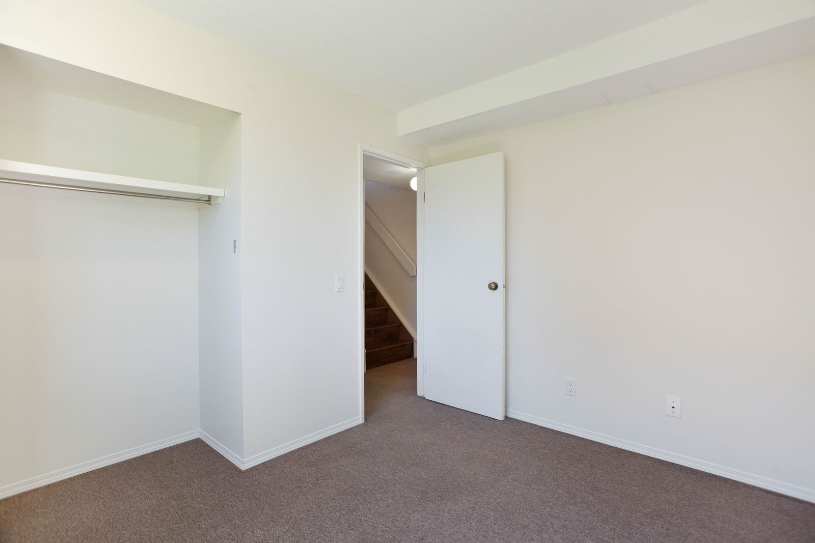 Unfurnished second bedroom