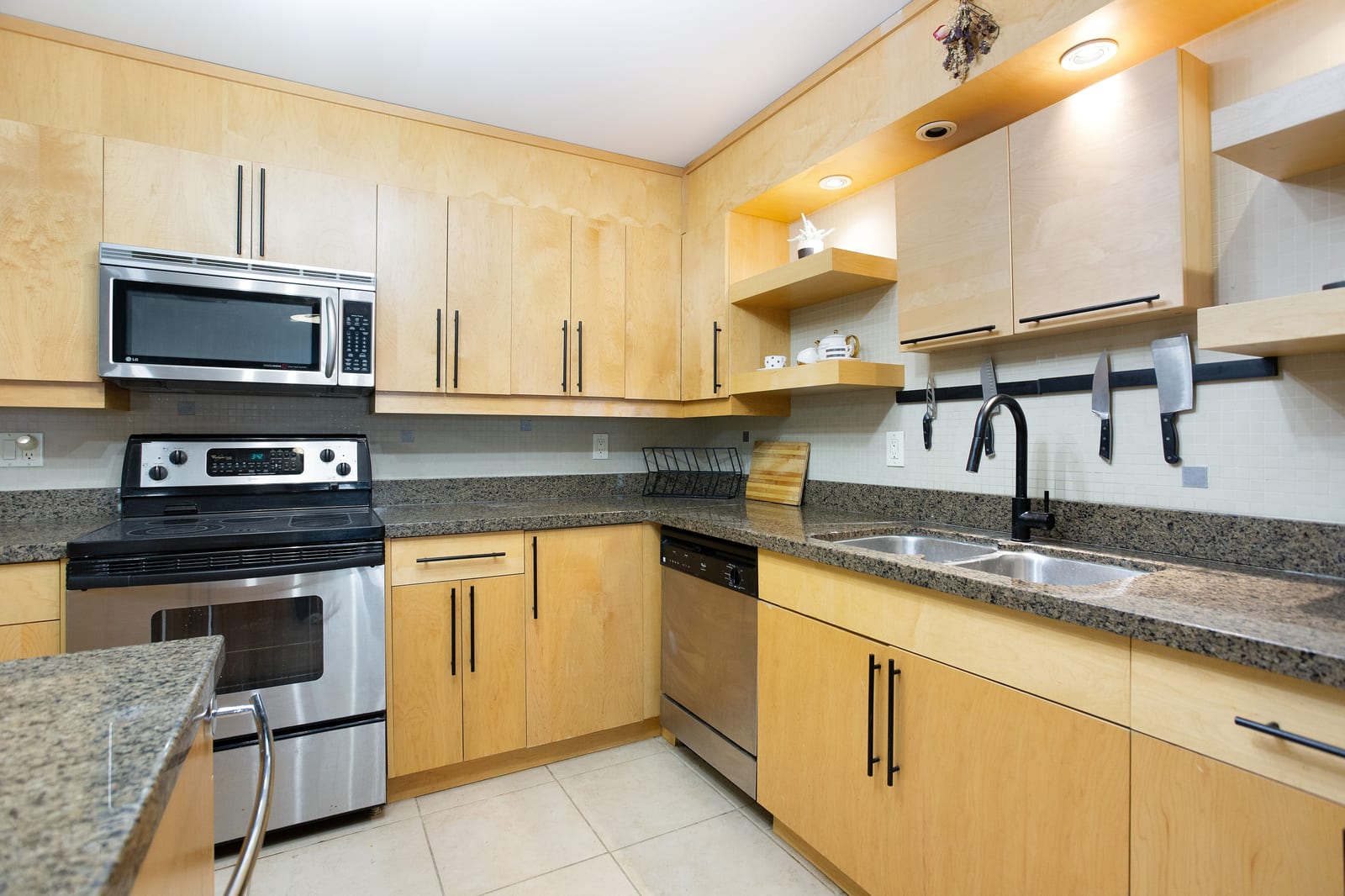 Kitchen cabinetry and range