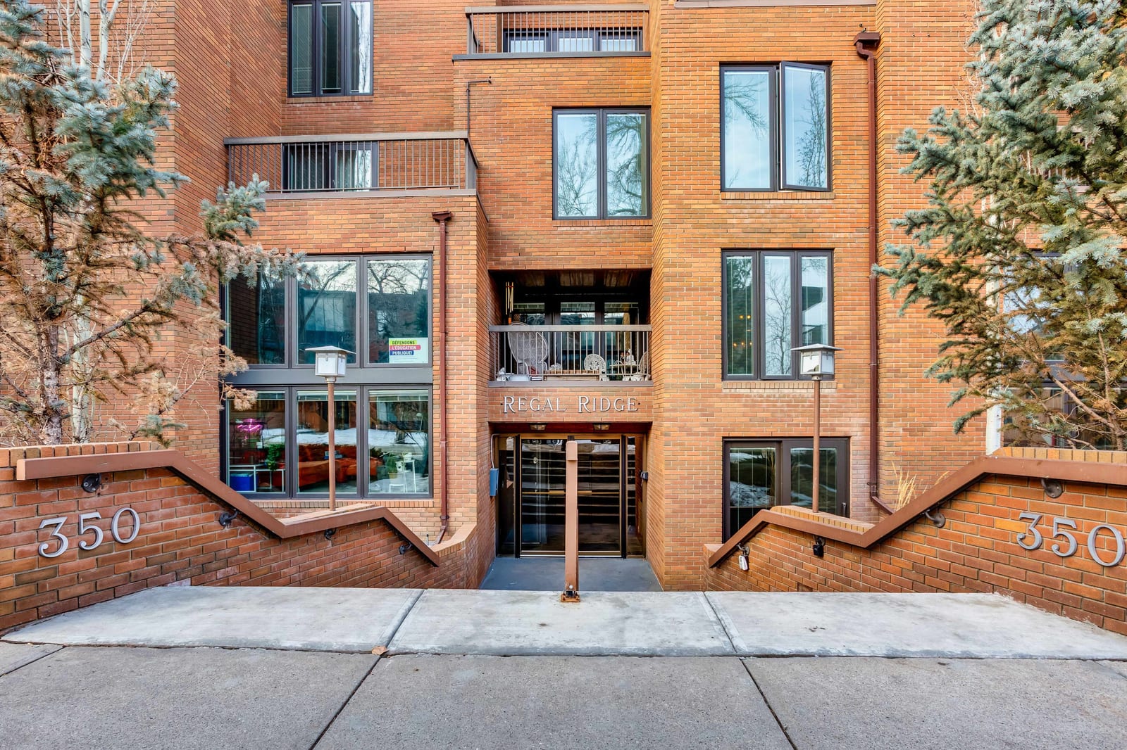 Building entrance at 350 4 Avenue NE