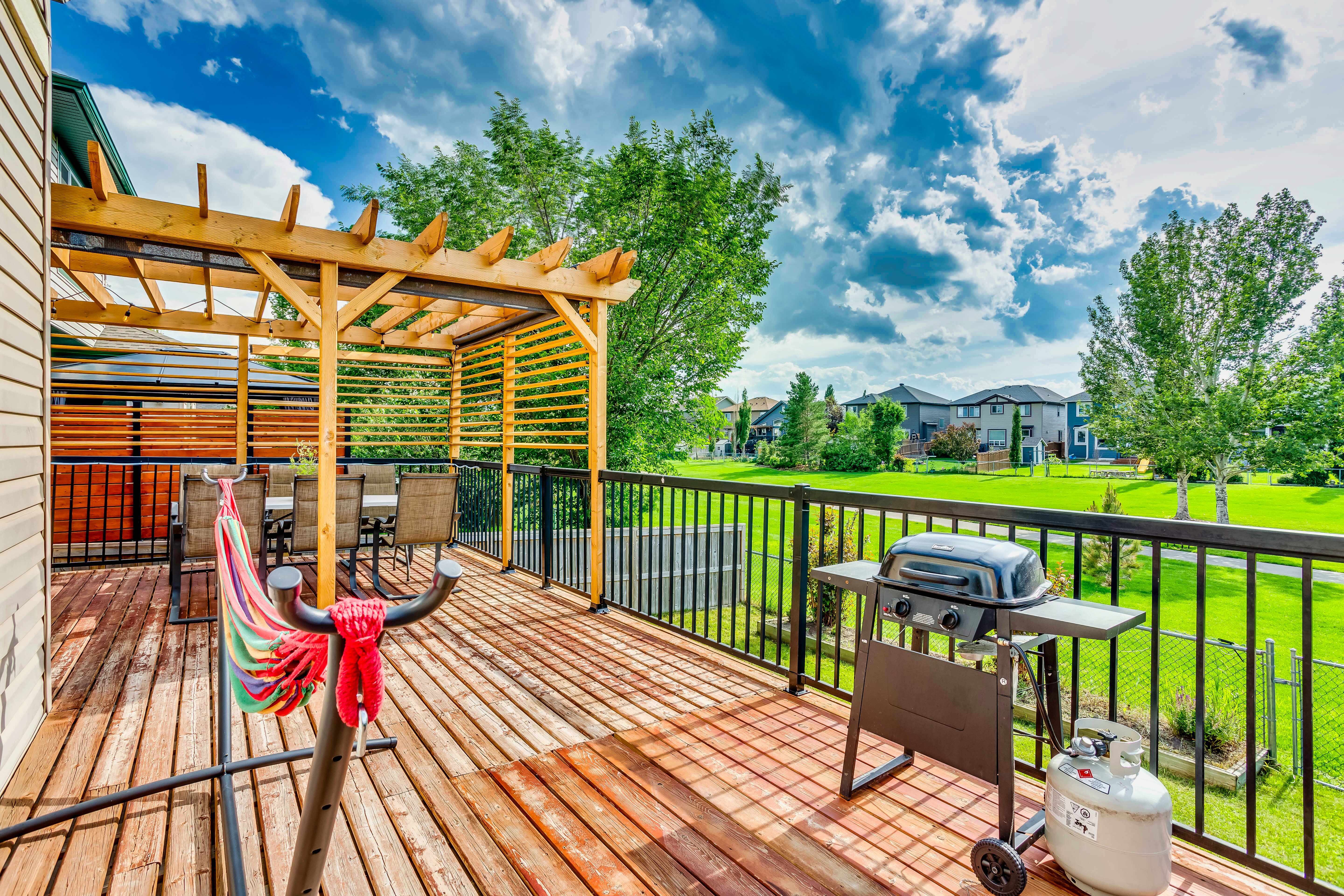 Raised deck and pergola