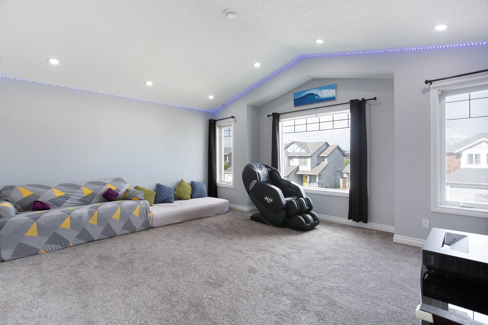 Vaulted bonus room and exercise space