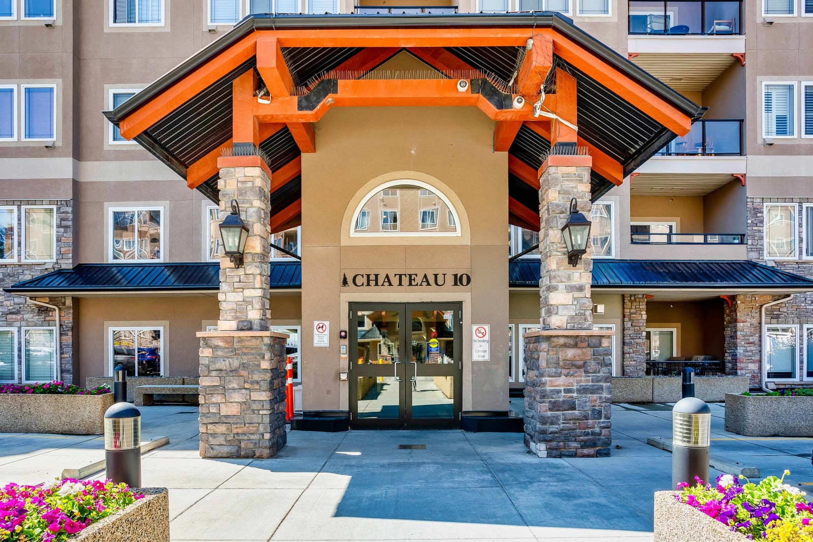 The Chateau 10 entrance