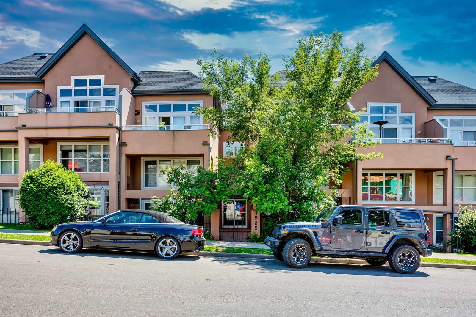 The building at 1505 27 Avenue SW