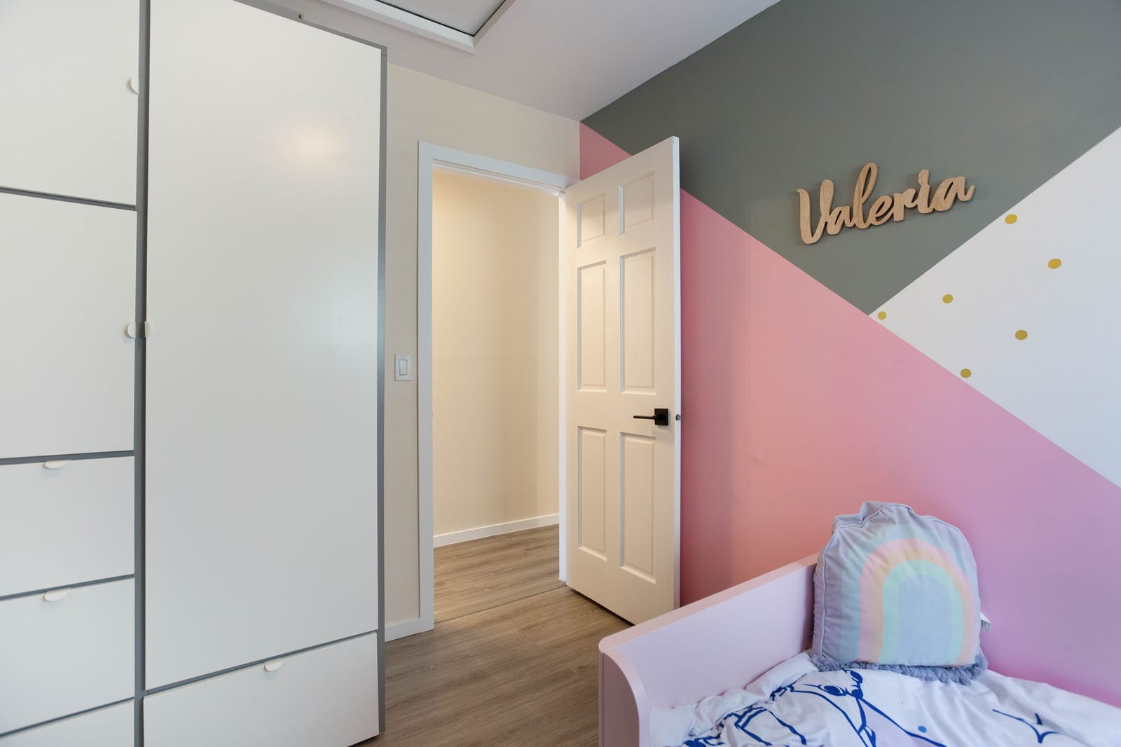 Bedroom wardrobe and doorway