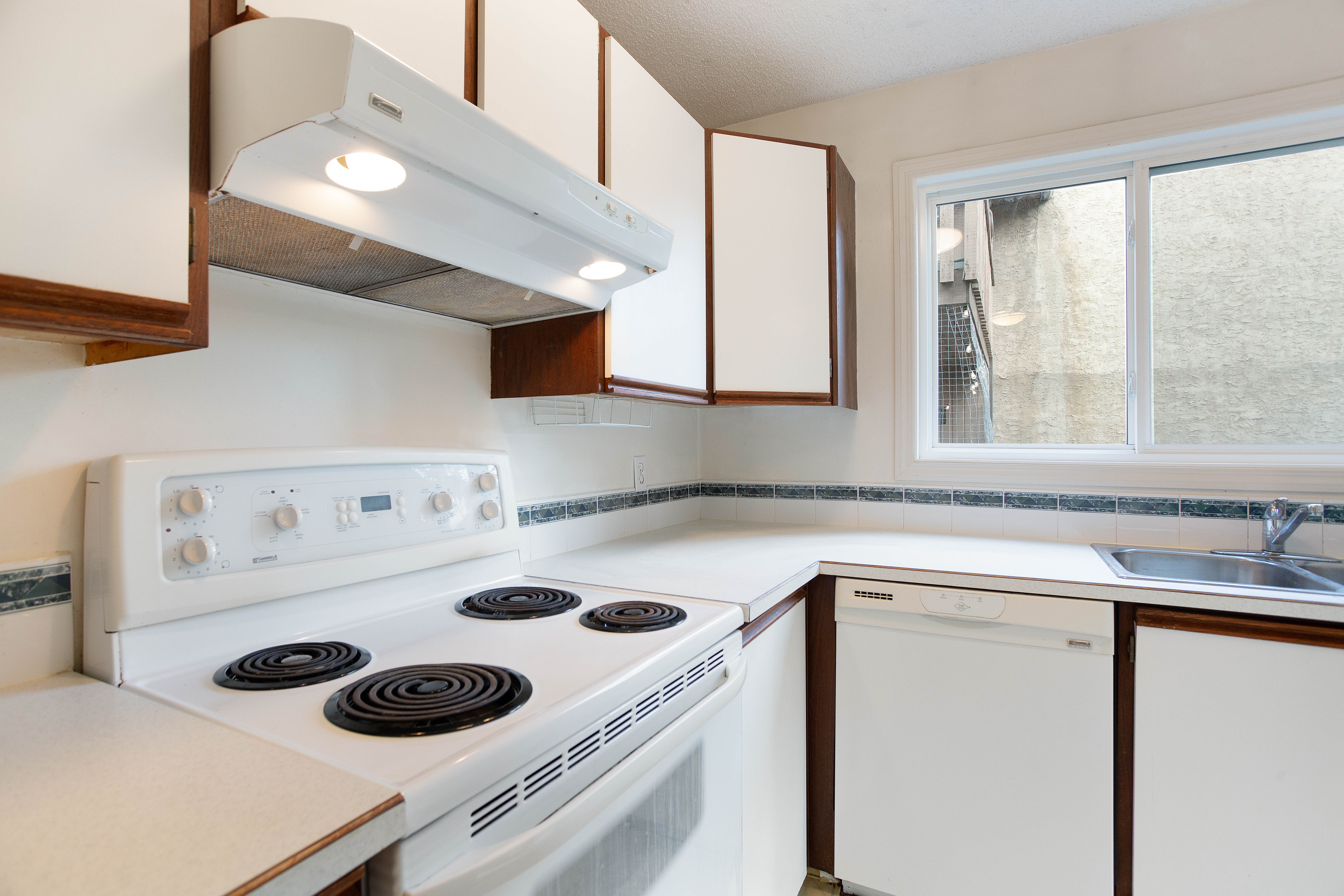 #5 624 2 Ave NW 17