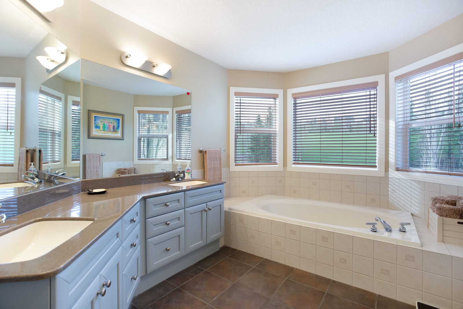 Five-piece primary ensuite