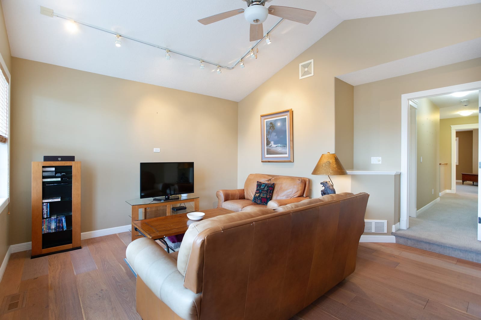 Bonus room and open seating area