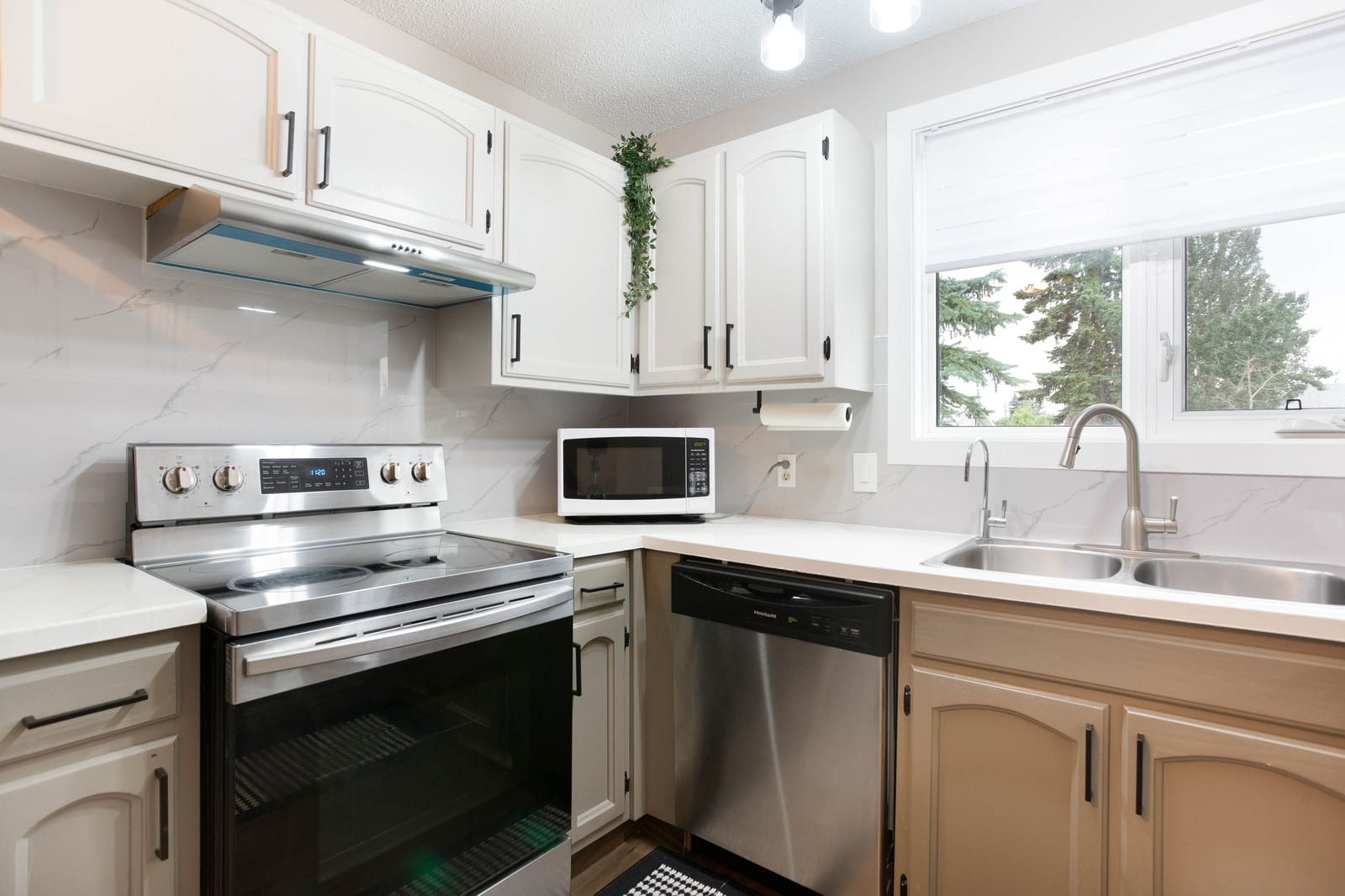 Kitchen range and sink window