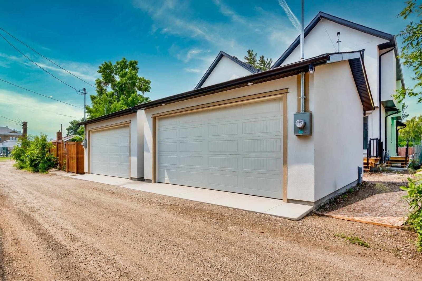 Detached garage viewed from the lane — 1108 6 Street NE, Renfrew