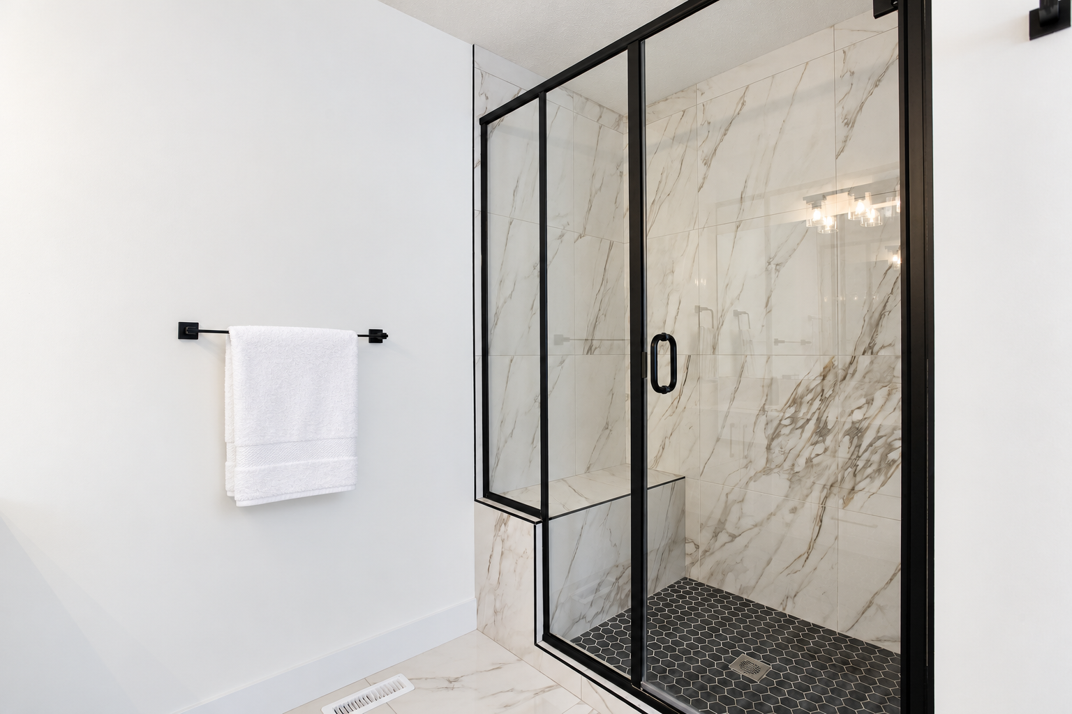 Ensuite glass shower — 809 Mandalay Link