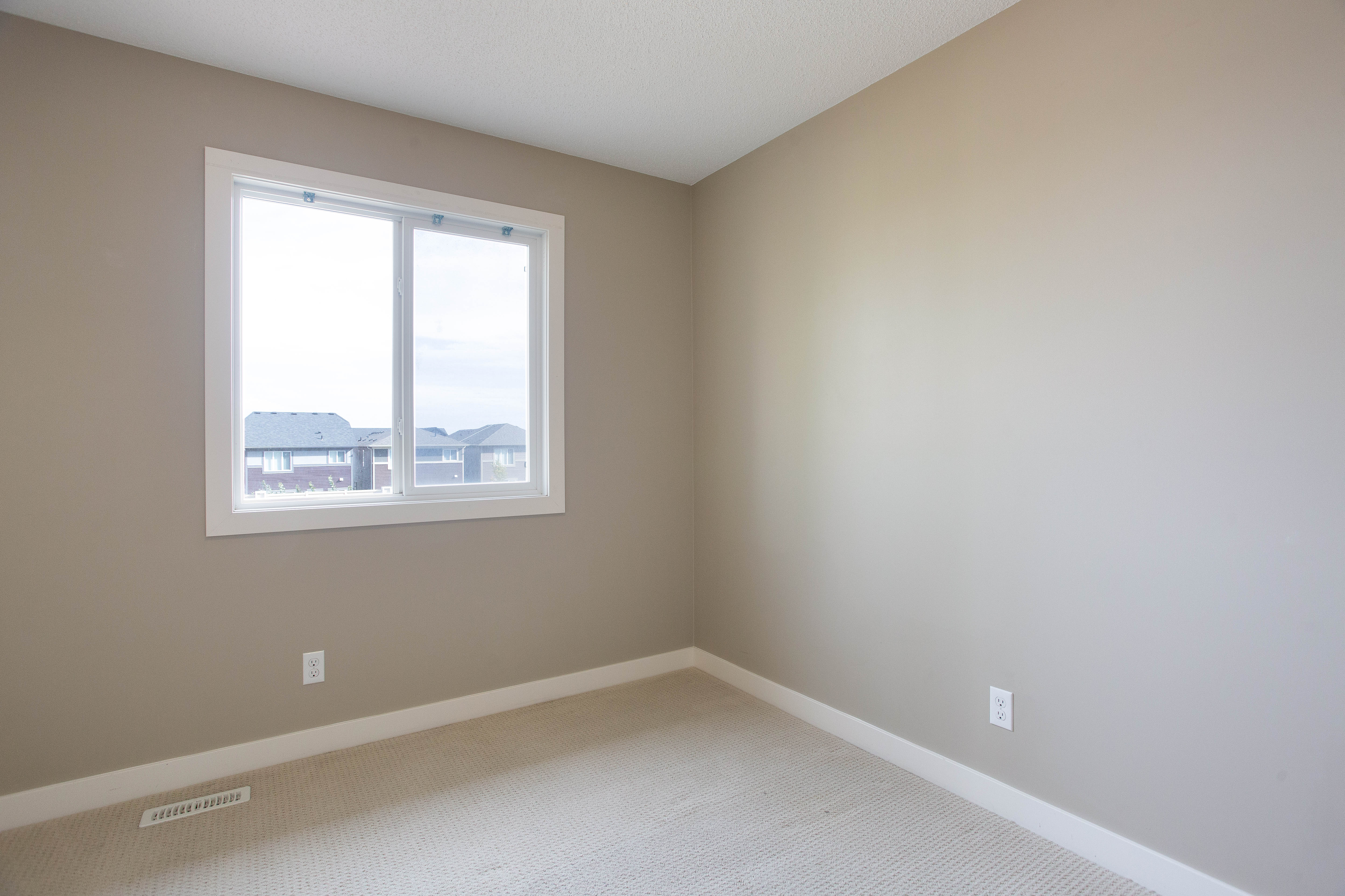 Additional upstairs bedroom — 119 Sage Hill Green NW