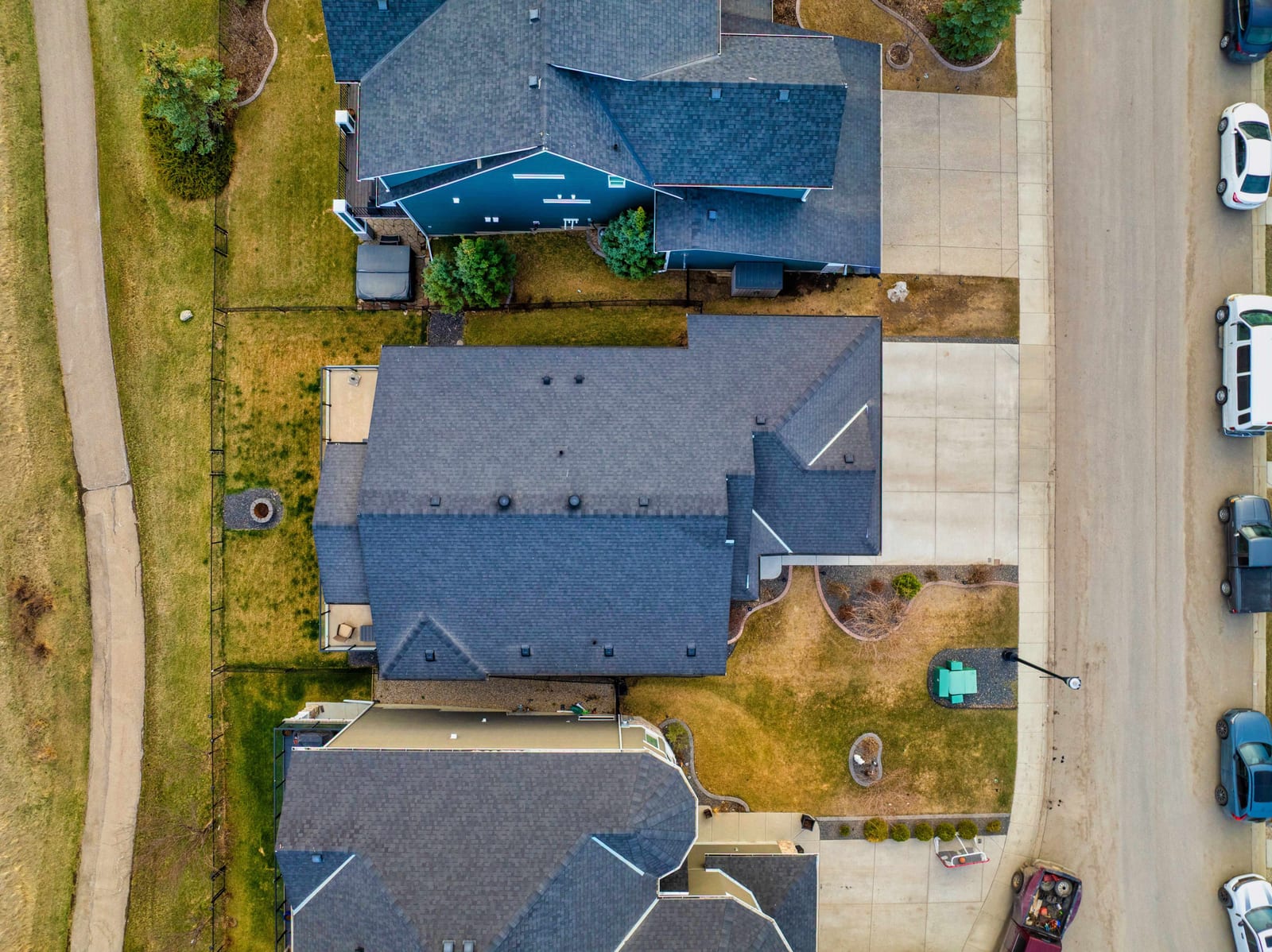 Overhead view of home and yard