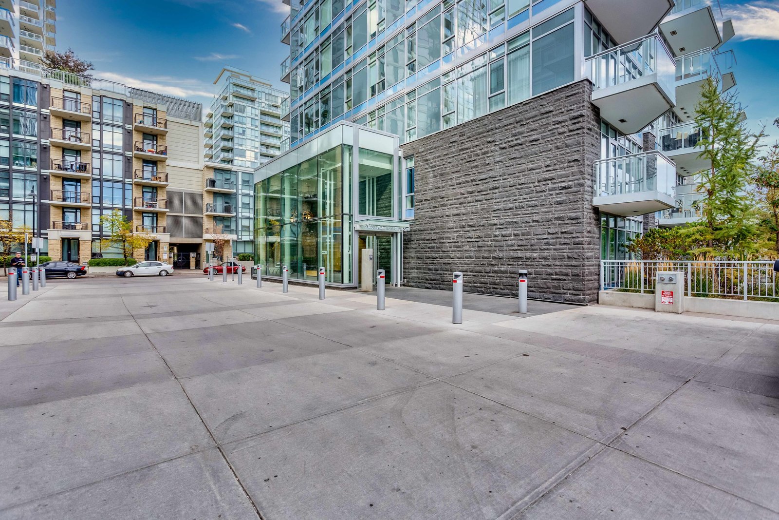 Paved courtyard between Waterfront buildings